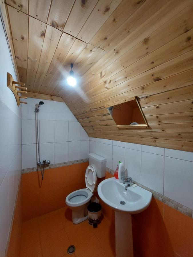 Bjeshkeza Bujtina Hotell Nderlysaj Exteriör bild