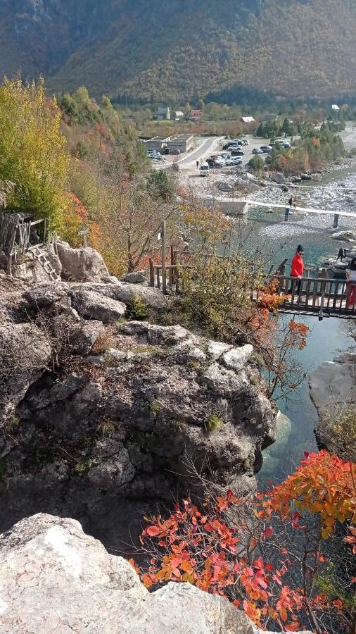 Bjeshkeza Bujtina Hotell Nderlysaj Exteriör bild